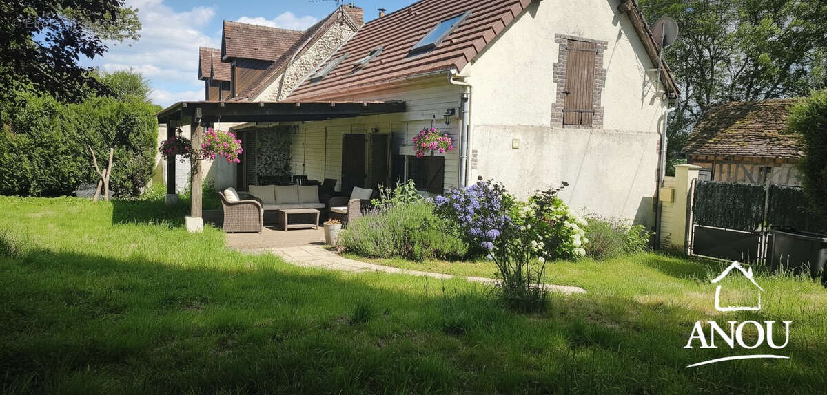 Maison à LES AUTELS-VILLEVILLON