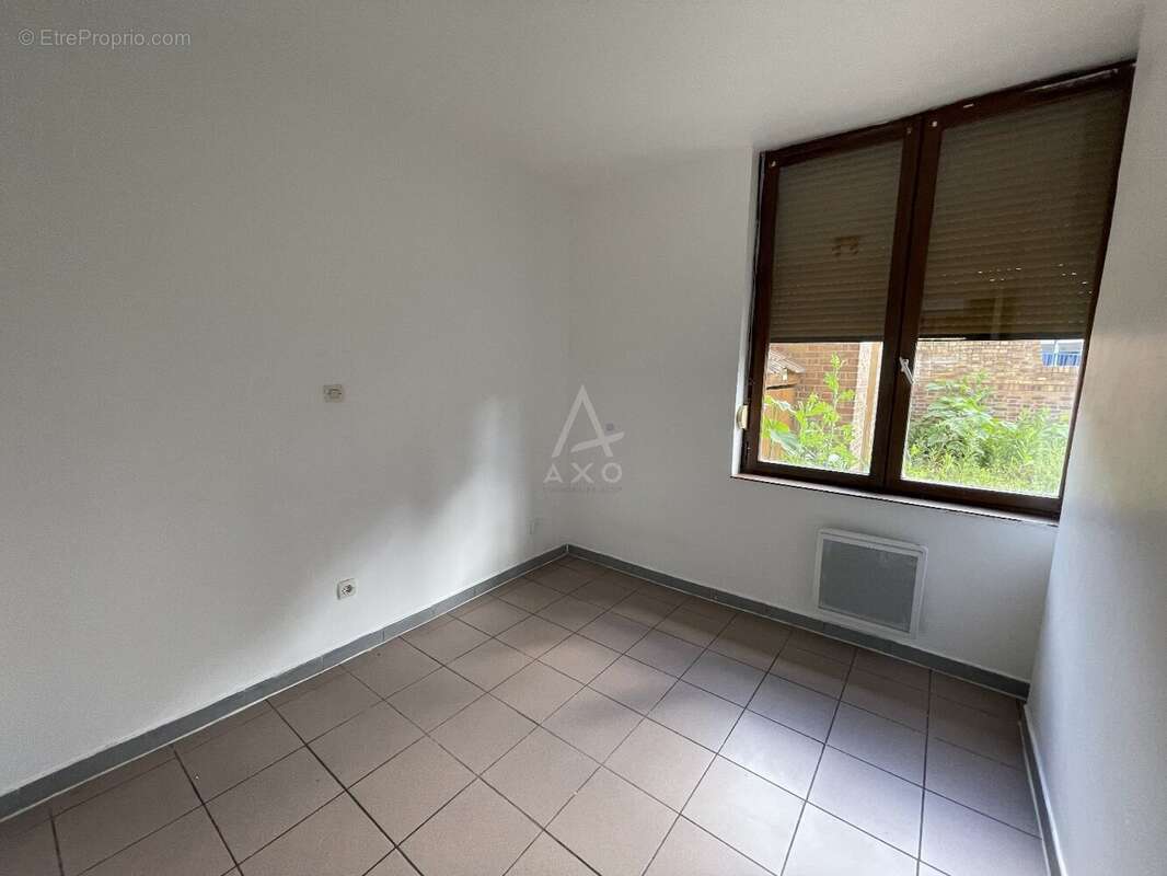 Maison à MONTIGNY-EN-GOHELLE