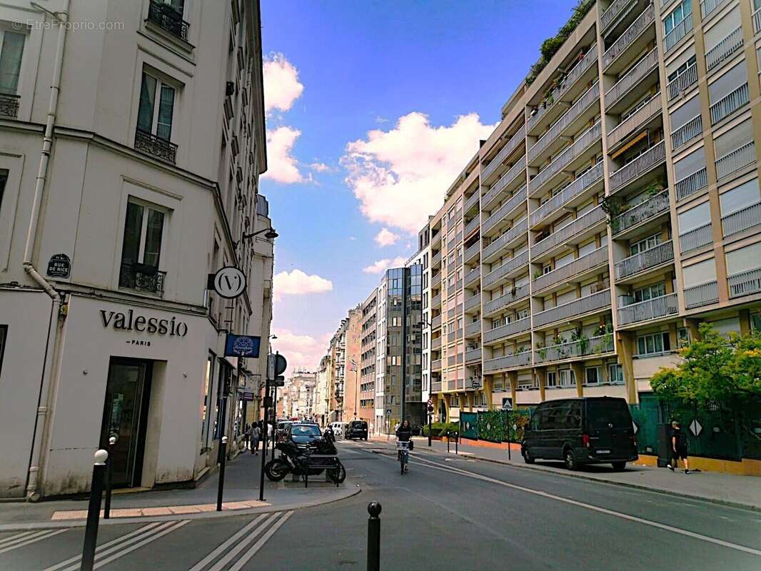 Appartement à PARIS-11E