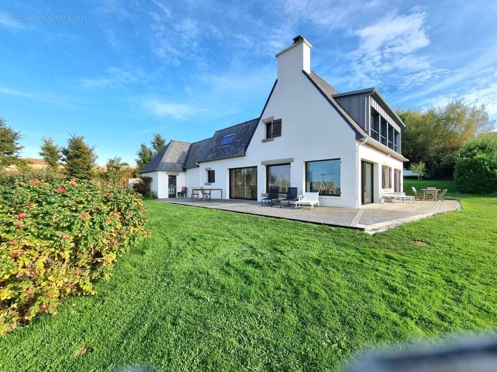 Maison à TREVOU-TREGUIGNEC