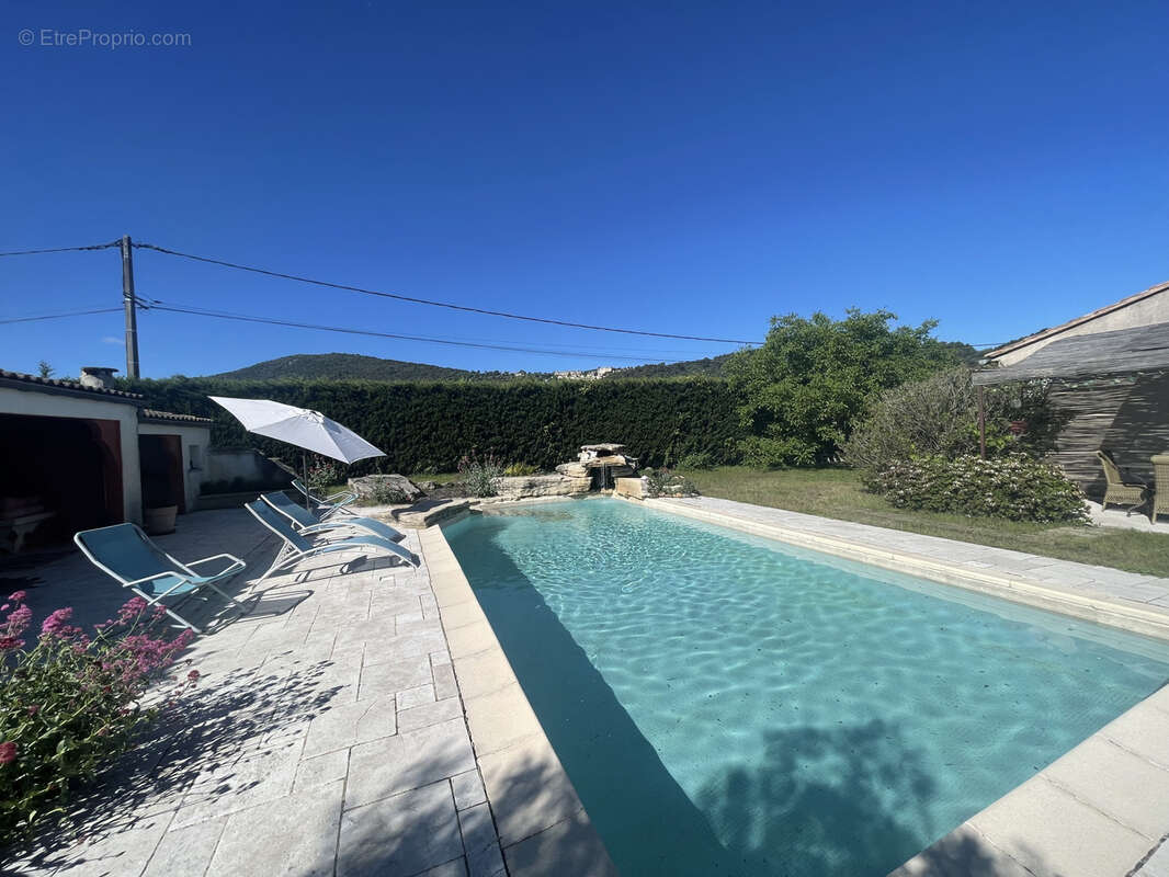 Maison à VAISON-LA-ROMAINE