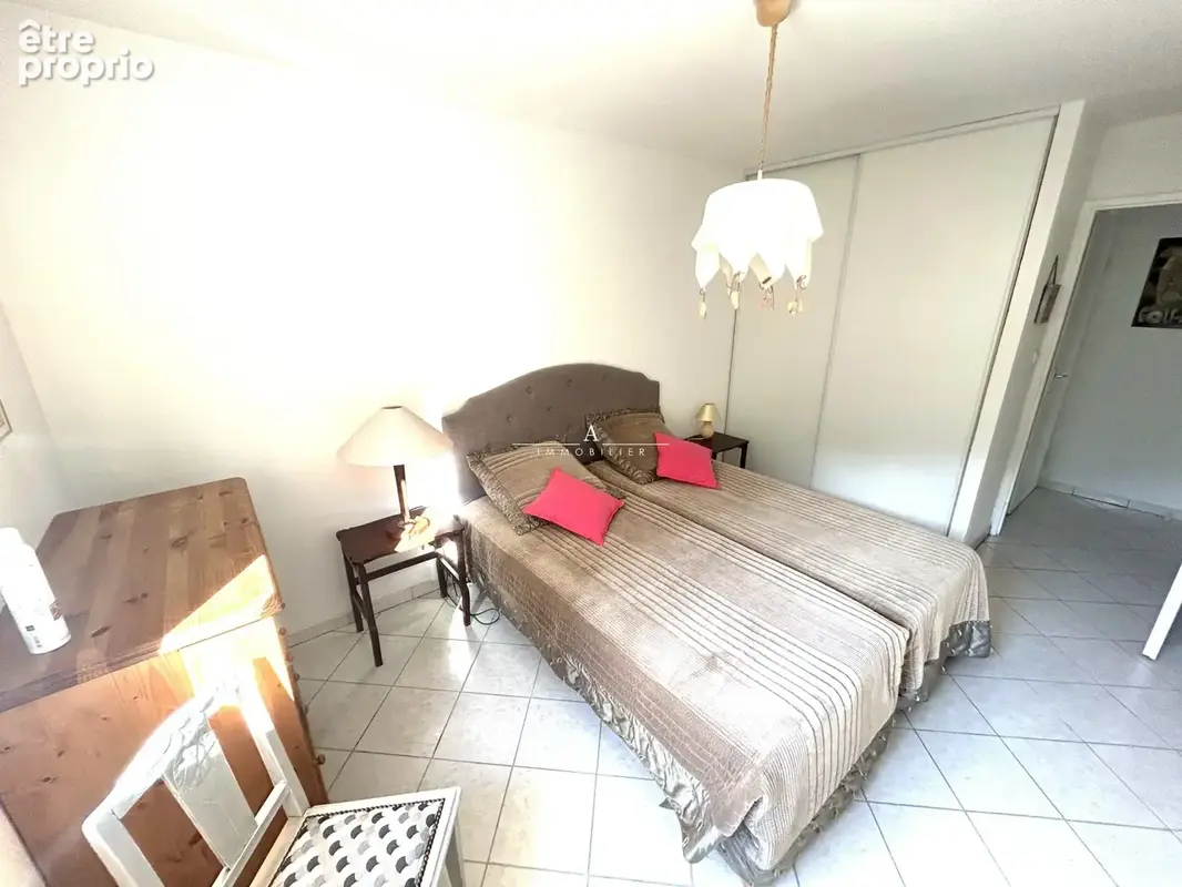 Appartement 3 pièces 64 m² à vendre à Saint-Mamet (31110) - photo 4