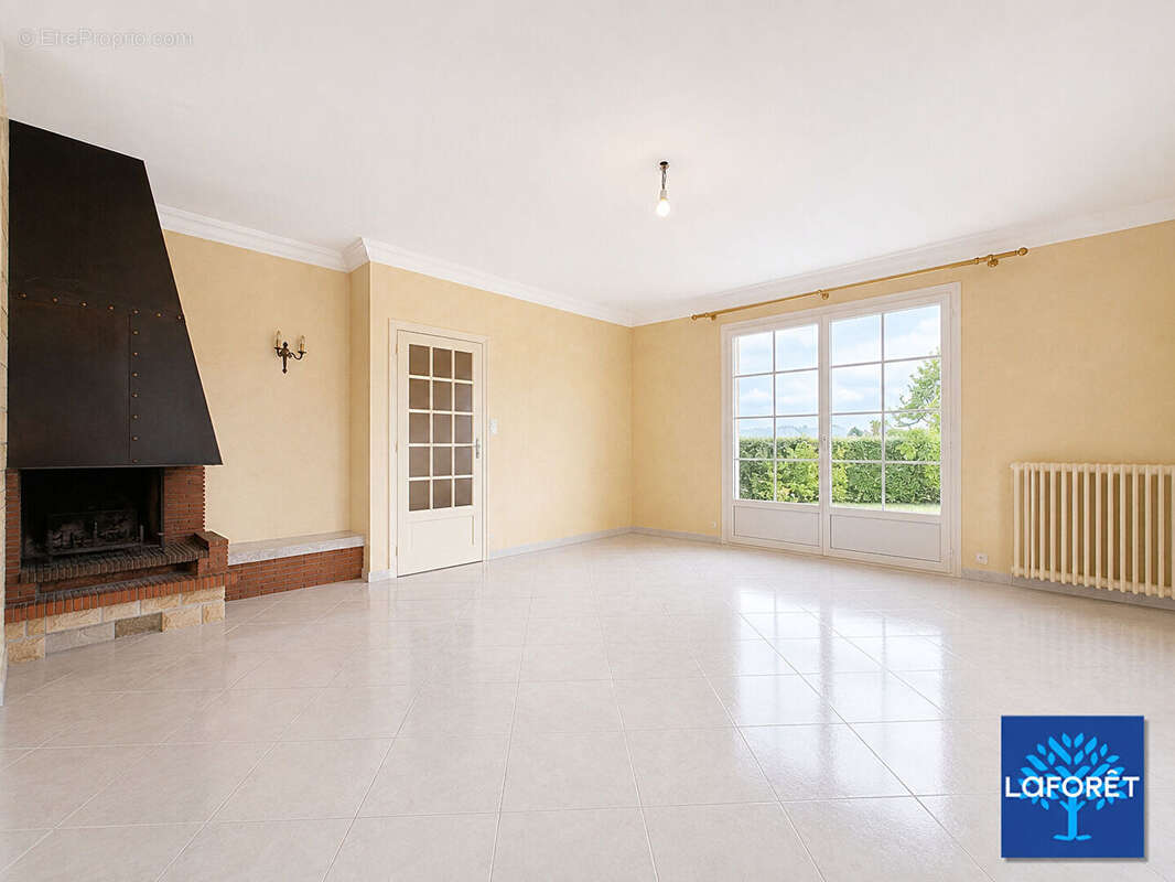 HUISSEAU-SUR-COSSON - Maison familiale de 148 m² avec piscine - photo 13