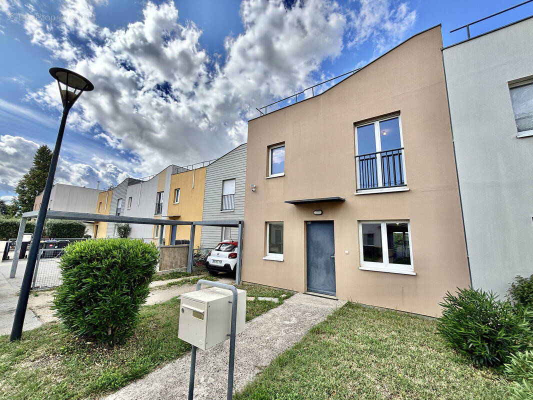 Maison à BOURG-LES-VALENCE