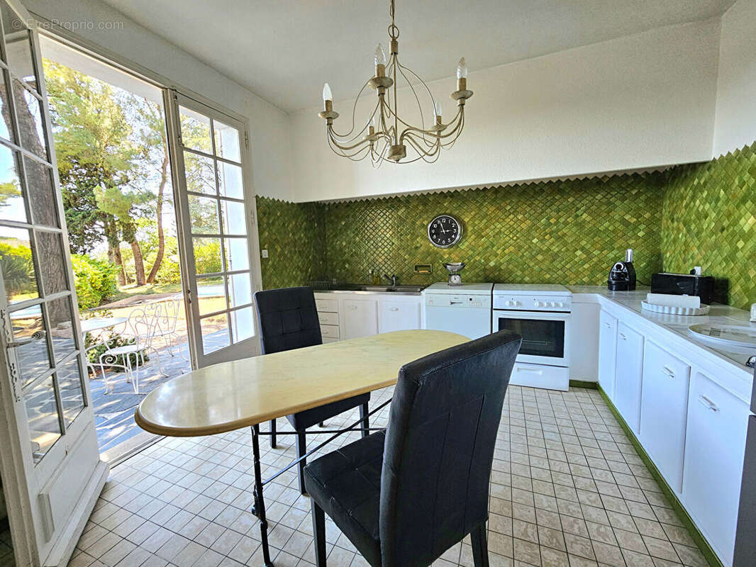 Maison à VILLEMOUSTAUSSOU