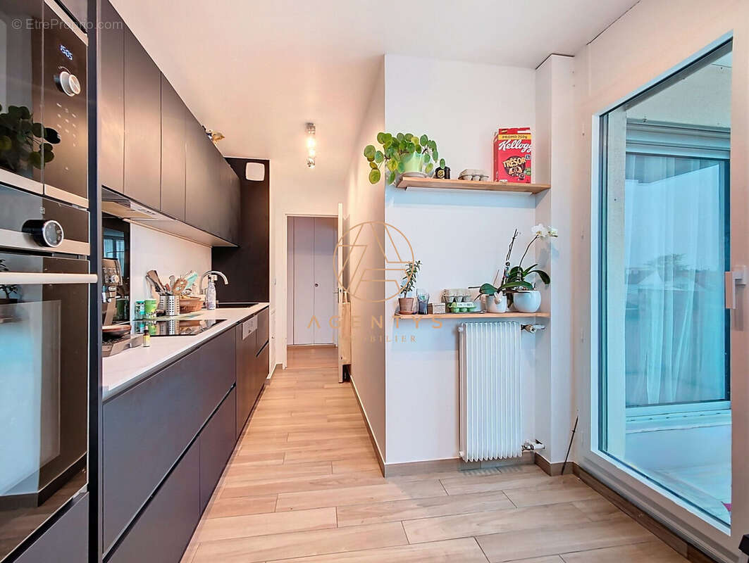 Appartement à SAINT-MAUR-DES-FOSSES