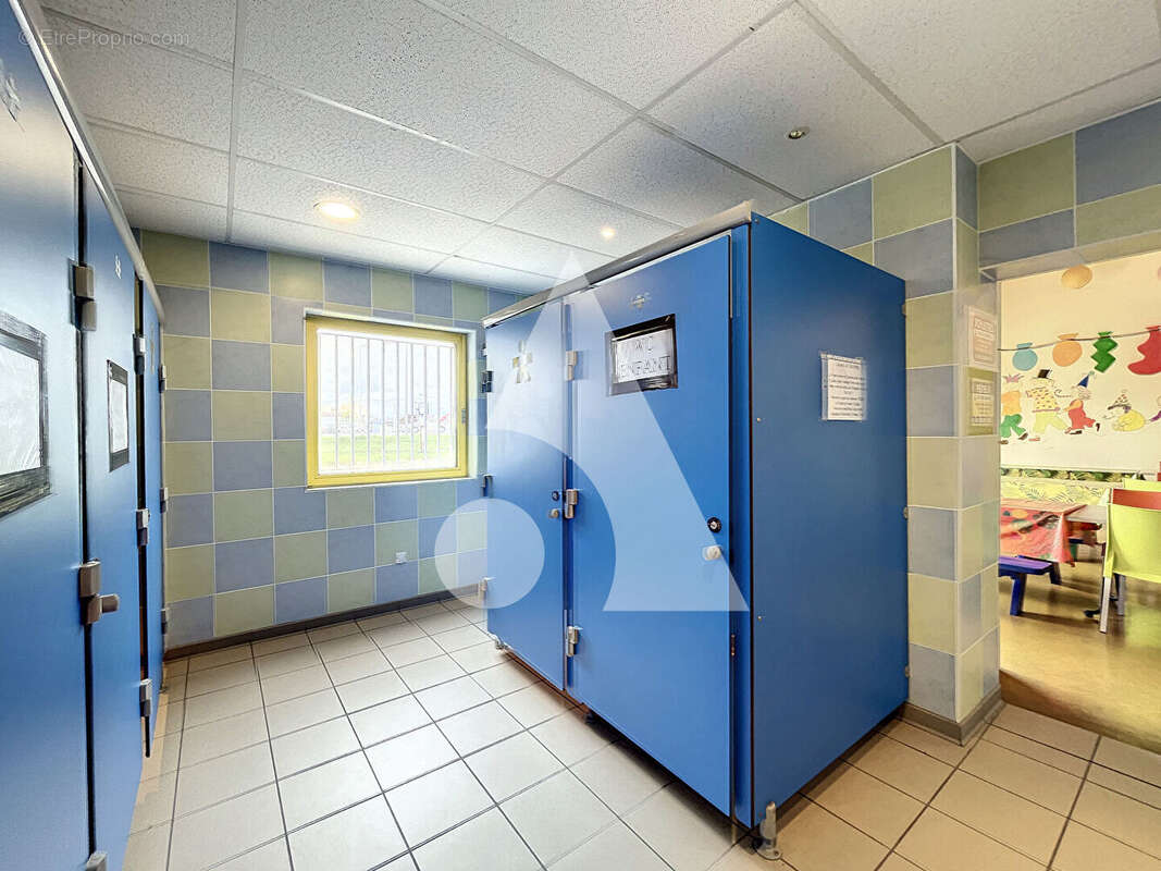 Commerce à CHAMPFORGEUIL