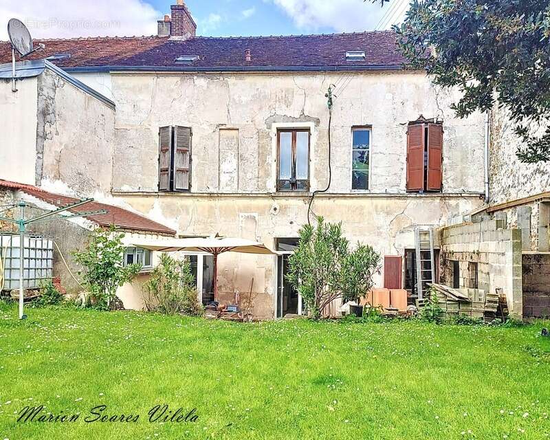 Maison à CHAUMES-EN-BRIE