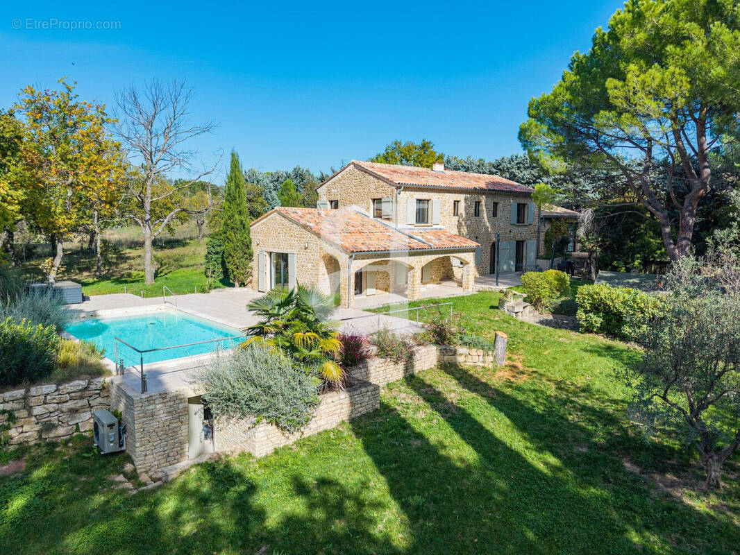 Maison à VAISON-LA-ROMAINE