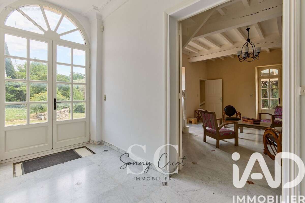 Maison 420 m² à Cuq  - photo 7