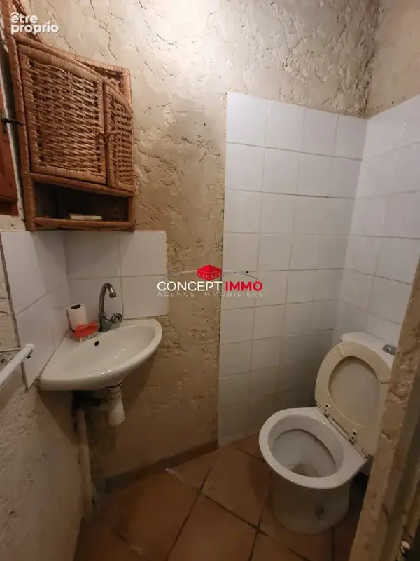 Au coeur de Pignans grande maison de village de 160 m2 - photo 4