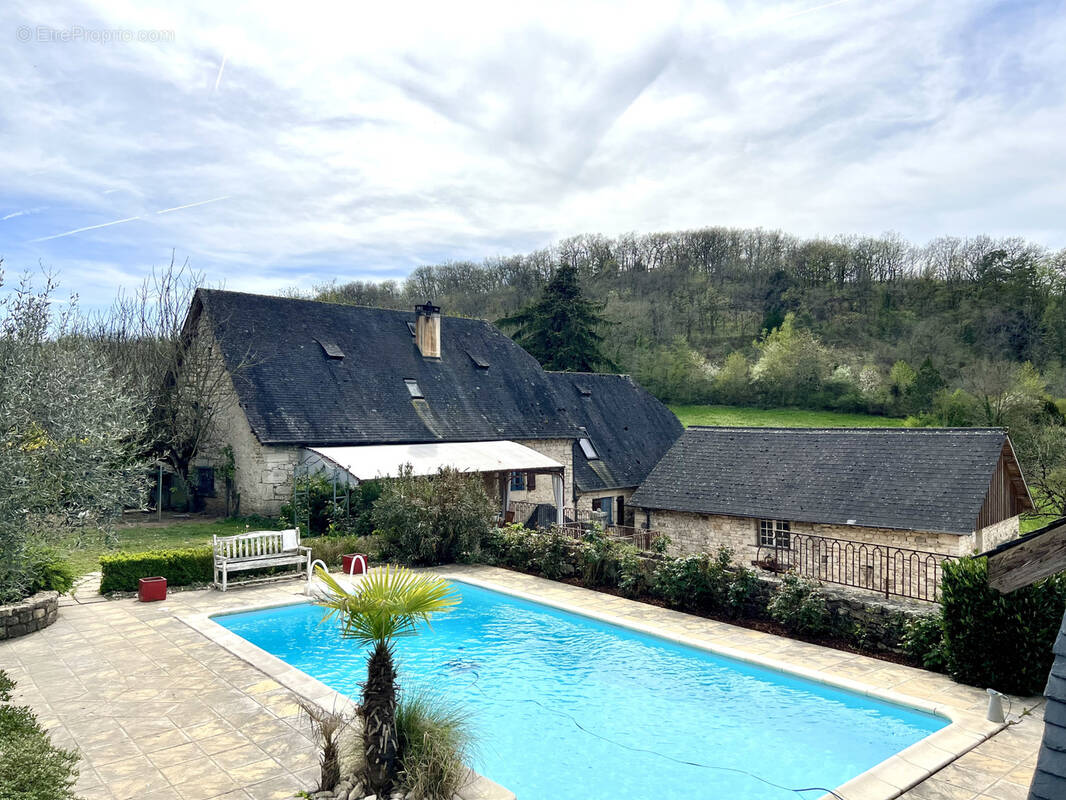 Maison à TERRASSON-LAVILLEDIEU