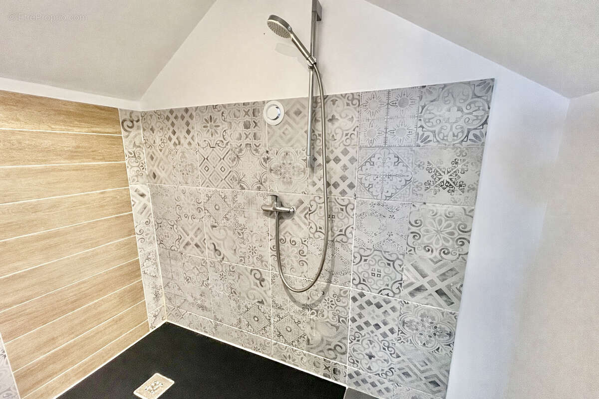 Appartement à SAINTE-TULLE