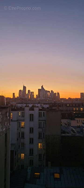 Appartement à NEUILLY-SUR-SEINE
