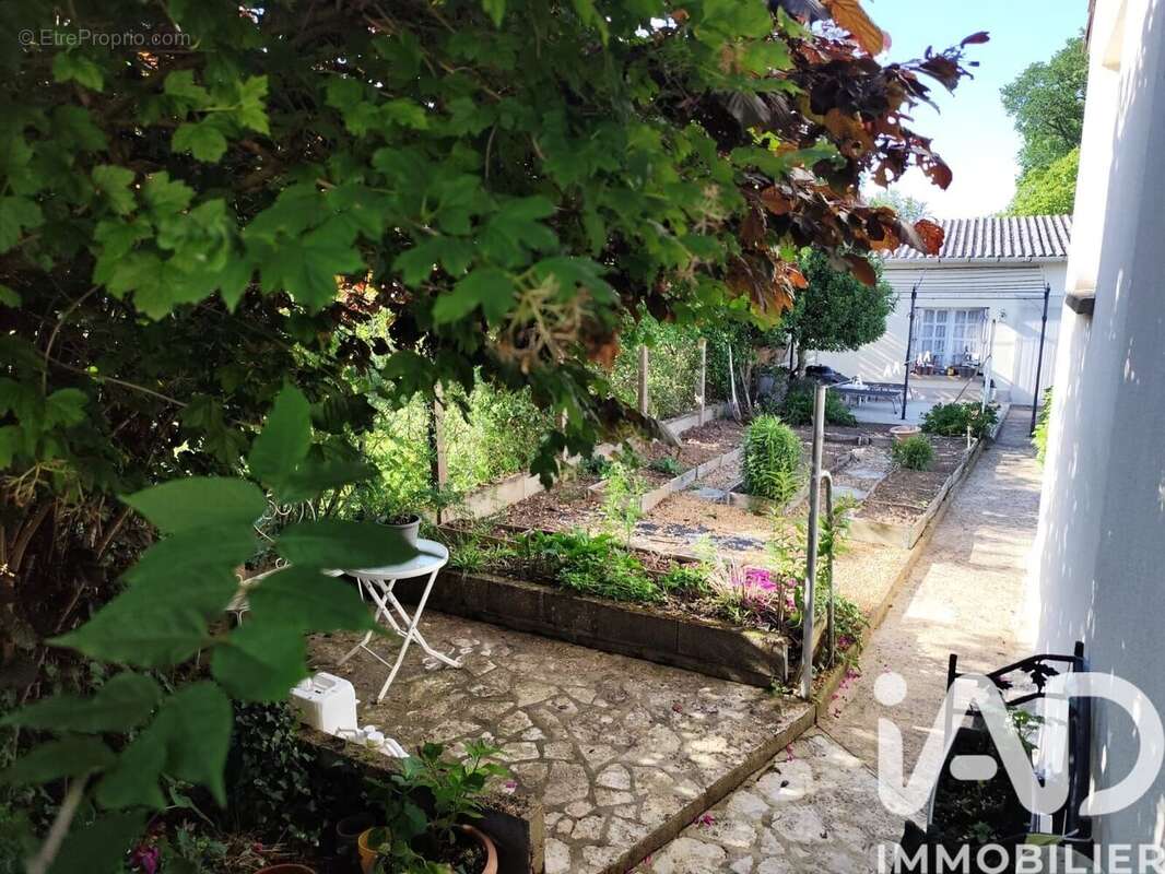 Photo 2 - Maison à LUISANT