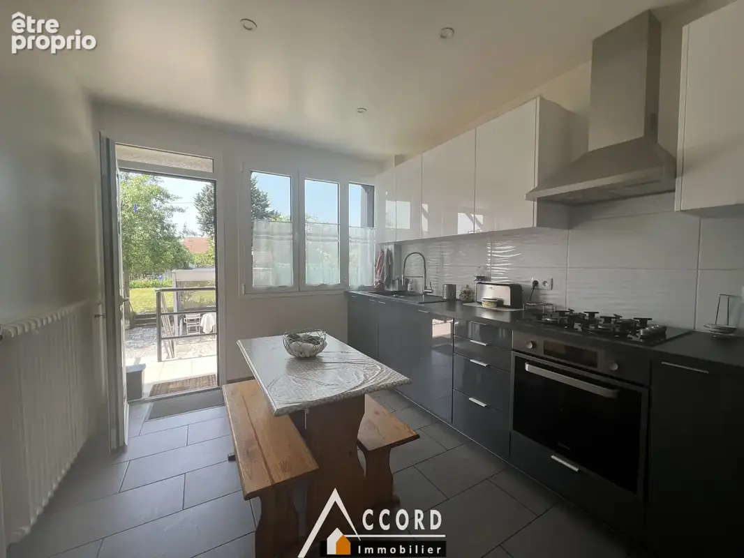 Maison 6 pièces 140 m2 - photo 3