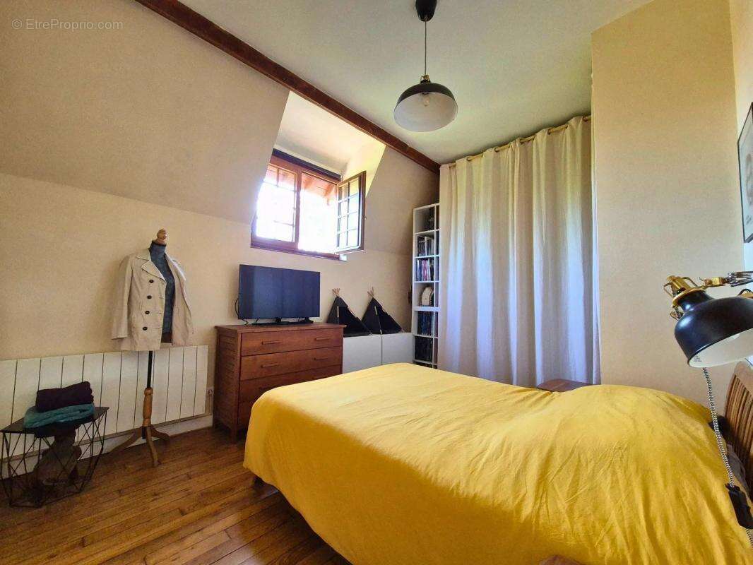 Appartement à HERICY