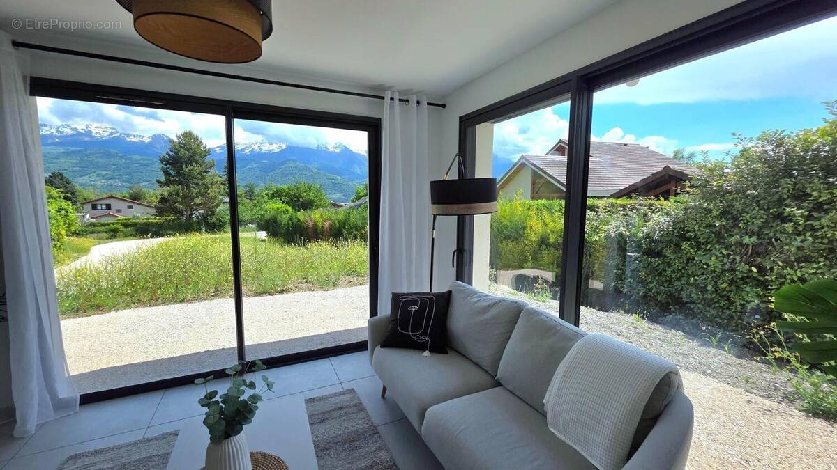 Photo 1 - Maison à BERNIN