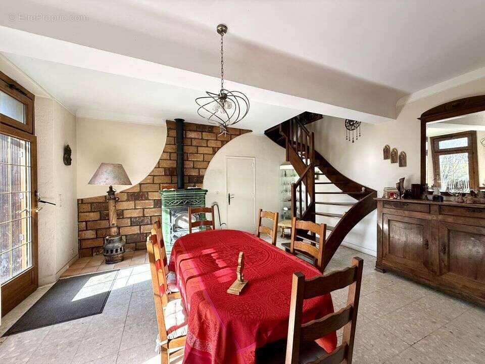 Deux maisons pour la même propriété, ancien prieuré, entre - photo 8