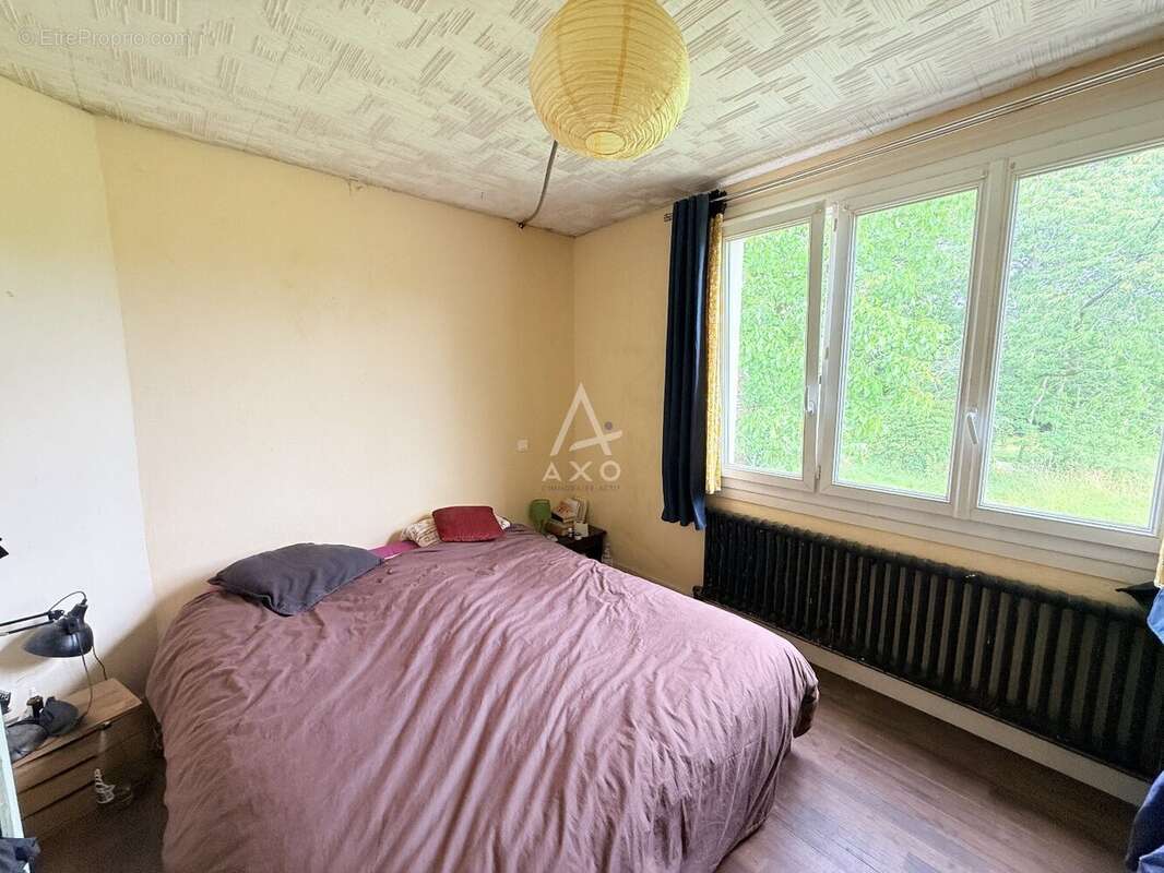 Grande maison de caractère avec dépendances  Un potentiel exceptionnel à la campagne ! - photo 7