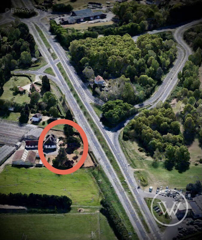 Maison à YVRE-L'EVEQUE