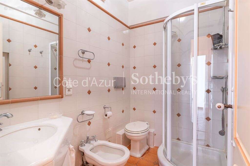 Appartement à VILLEFRANCHE-SUR-MER