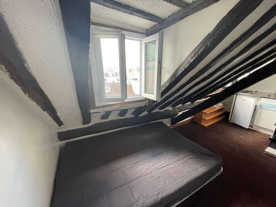 Appartement à PARIS-10E