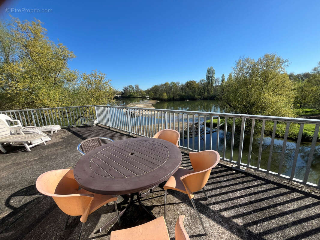 Appartement à CUISERY