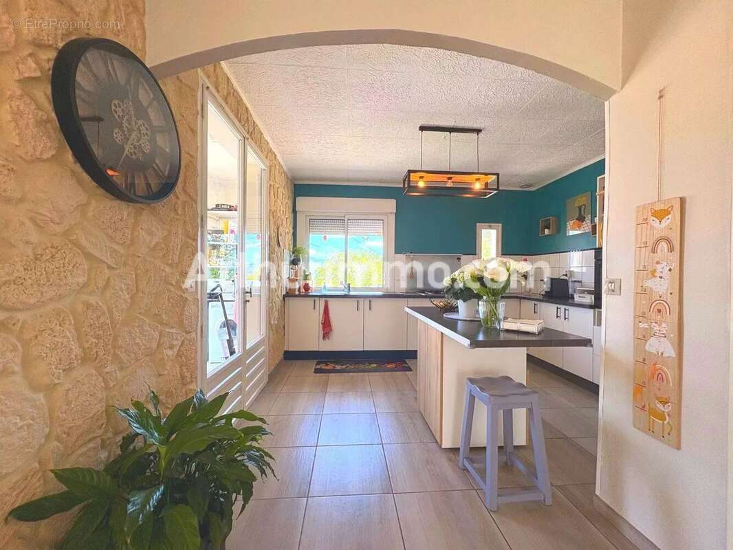 Maison à SAINT-CHINIAN