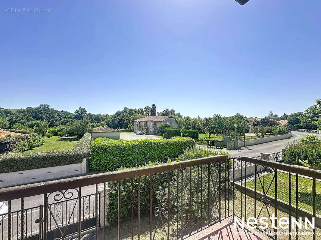 Maison à PAVIE