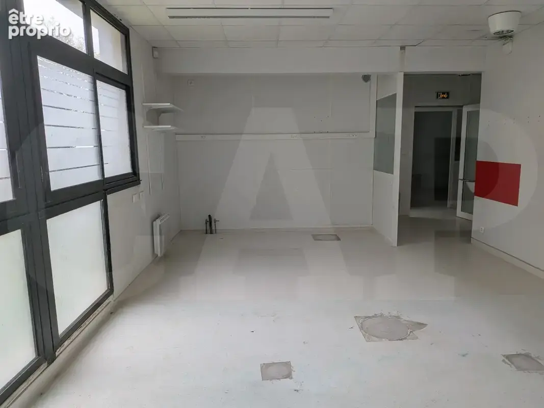 Commerce 190 m² à vendre à Vannes (56000) - photo 2