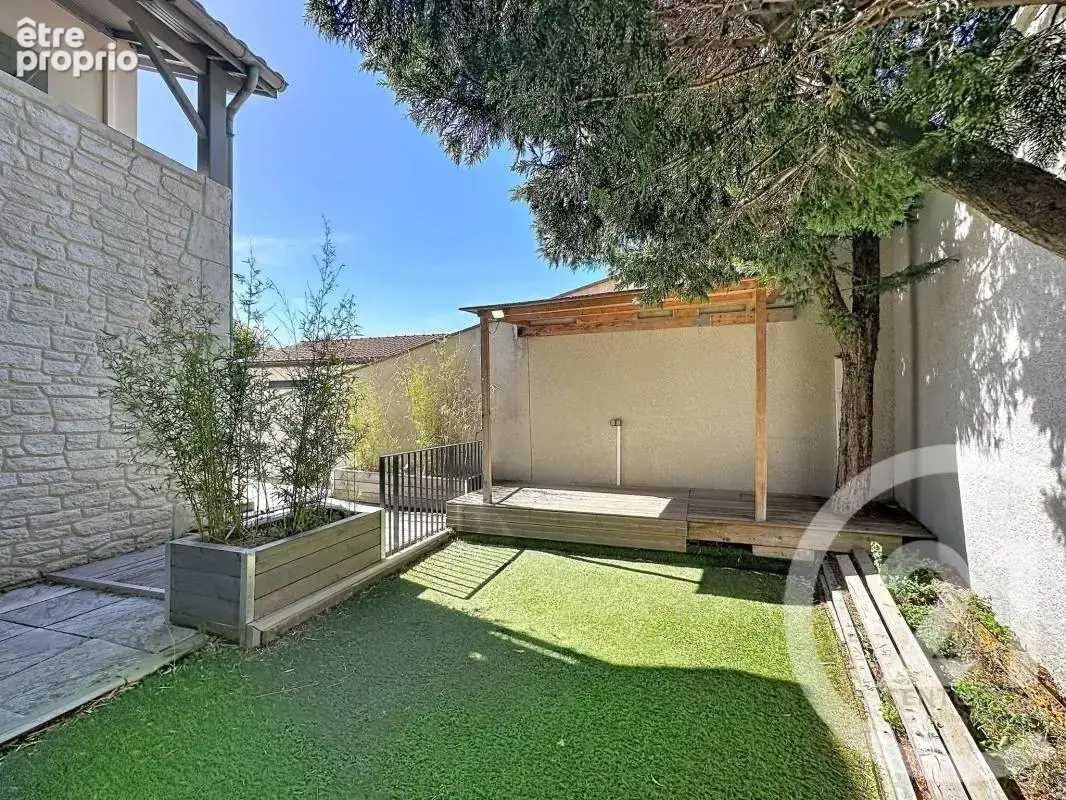 Maison 7 pièces 152 m² à vendre à Grigny (69520) - photo 25