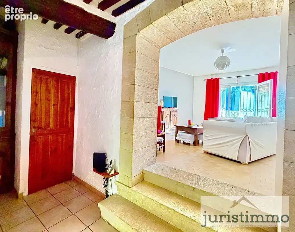 Maison de village - 2 chambres, balcons, caves - photo 6