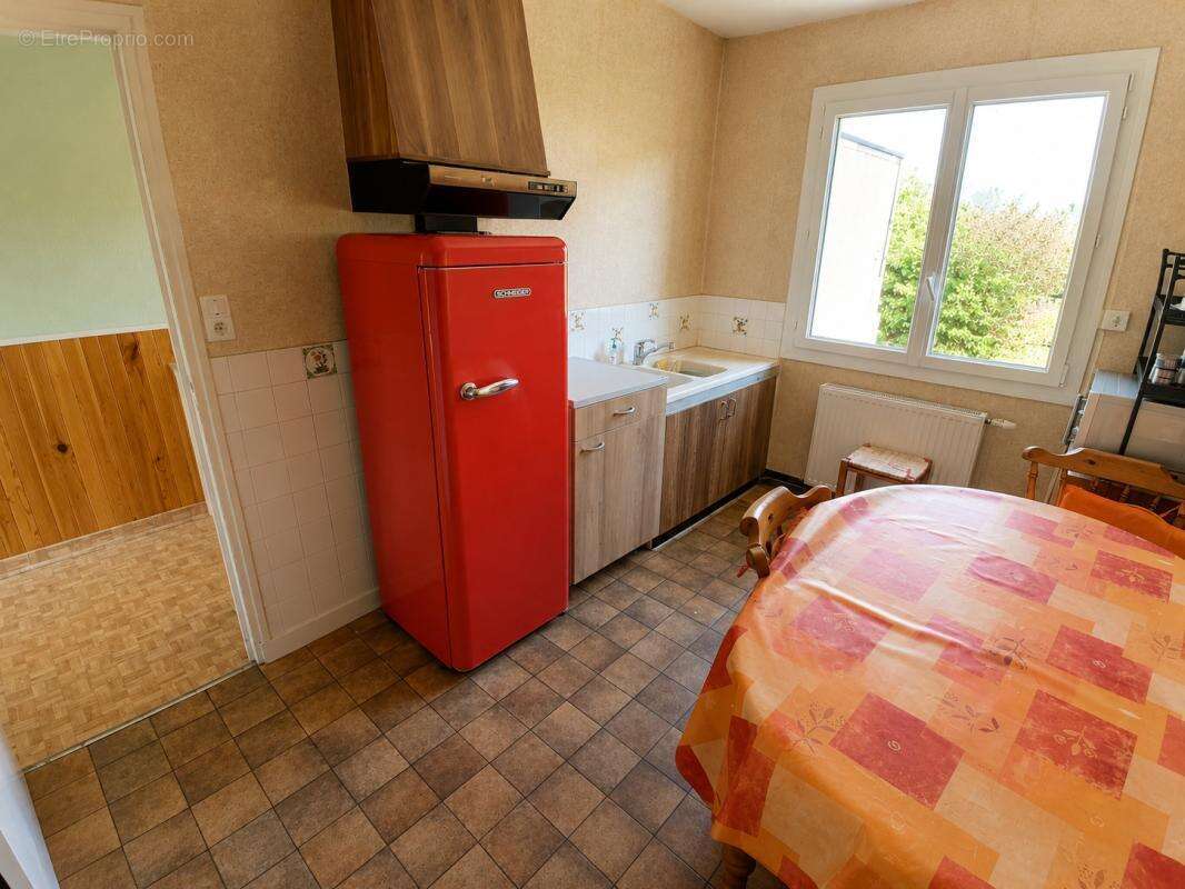 Maison centre village, 4 chambres et jardin - photo 4