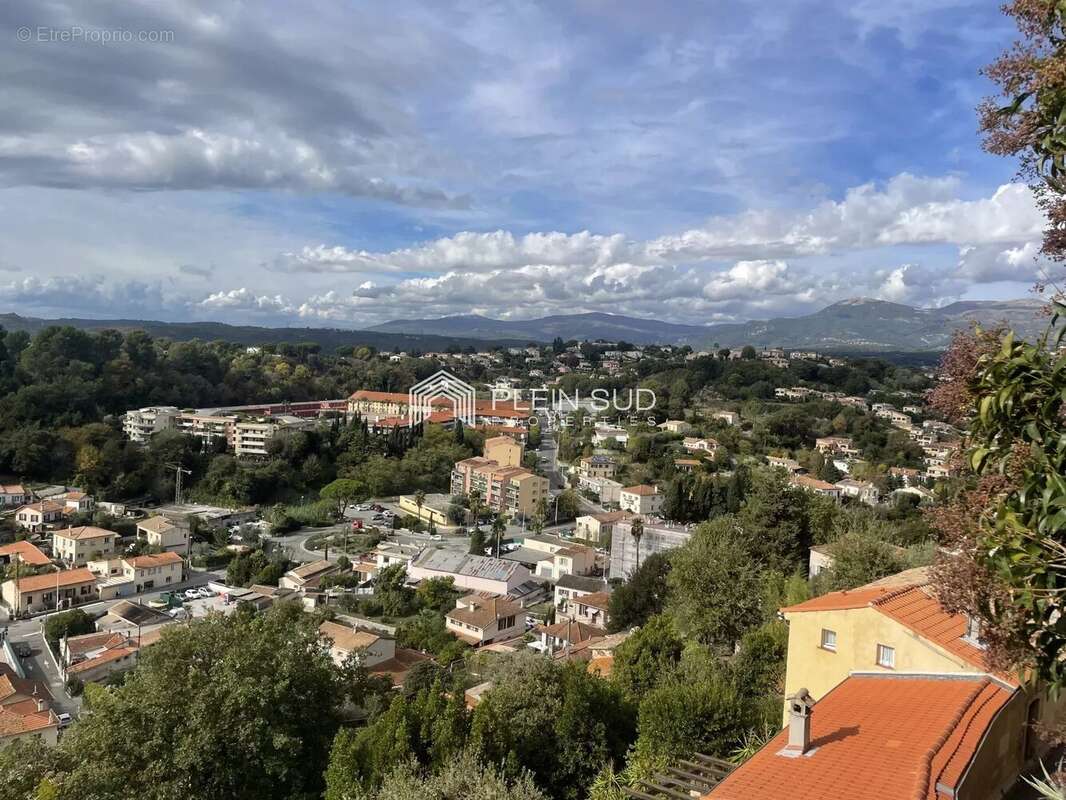 Maison à CAGNES-SUR-MER