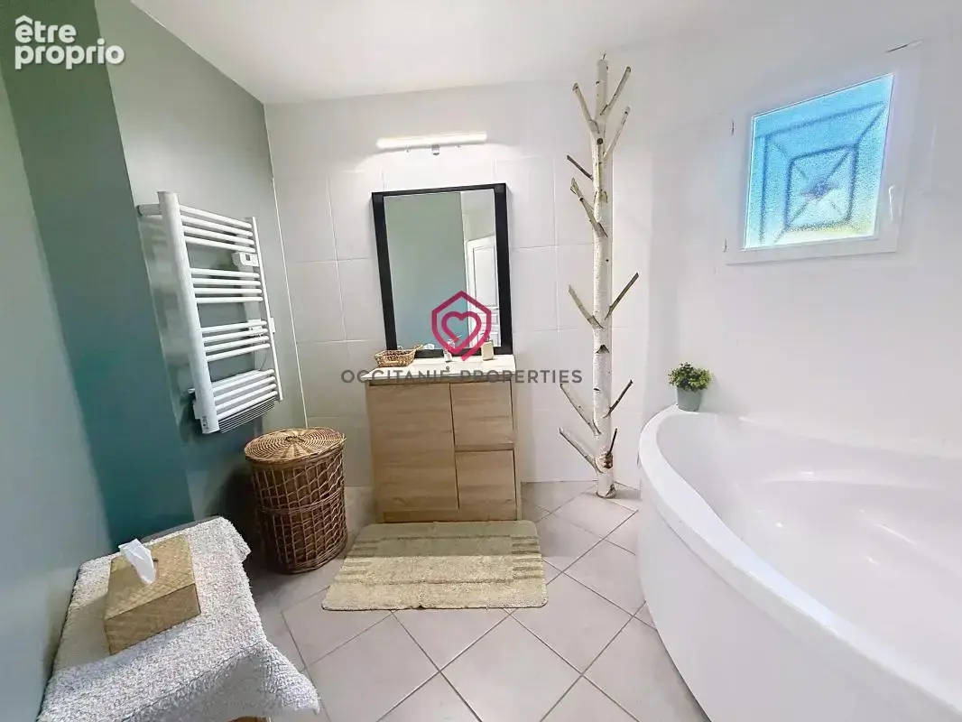 Maison de plain-pied avec piscine – 3 chambres – Terrain clos – Garage - photo 8