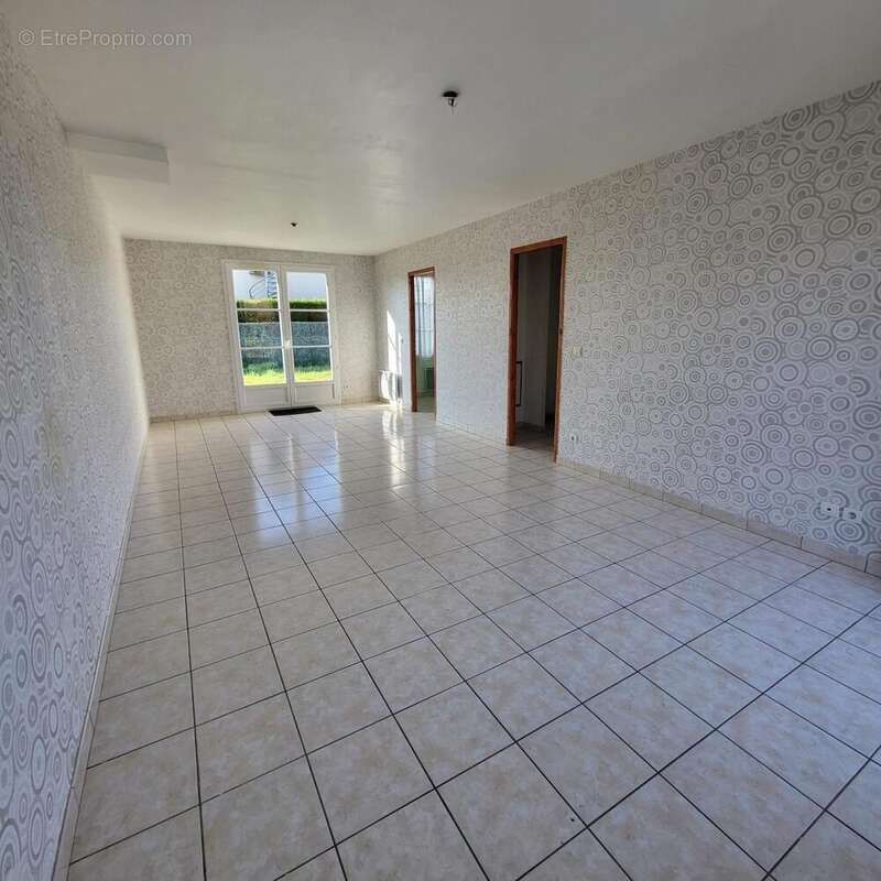 Maison 77 m² à Etrepagny  - photo 7