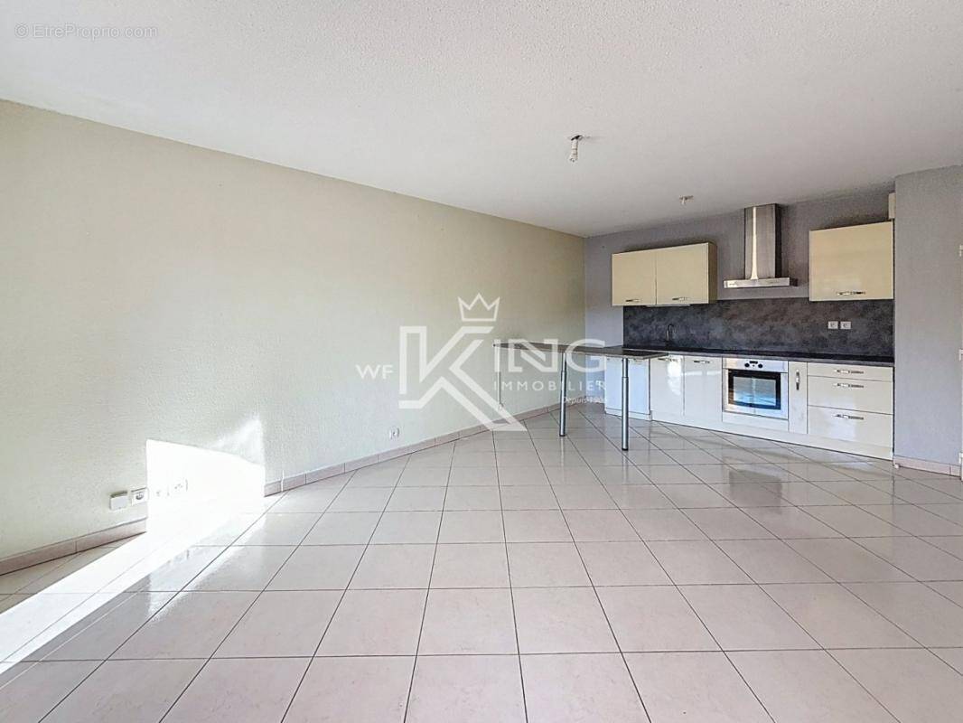 Appartement à FREJUS