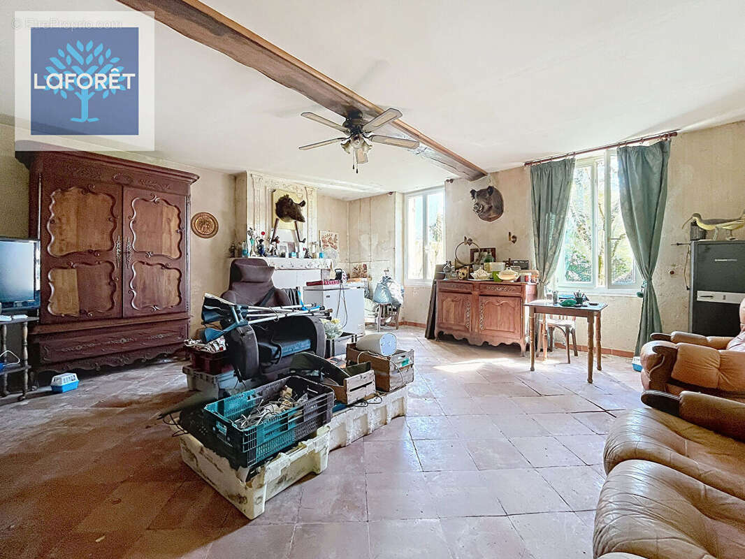 Maison à SAINT-CIERS-SUR-GIRONDE