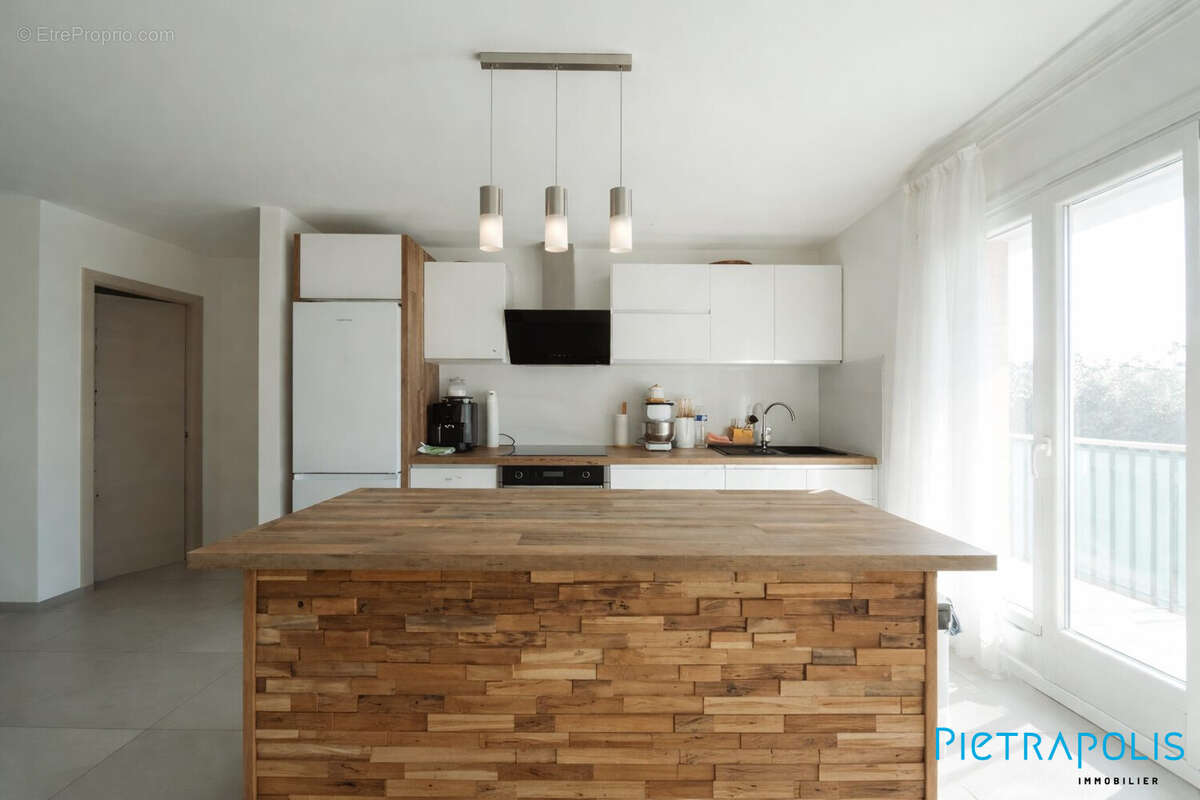 Appartement à RILLIEUX-LA-PAPE