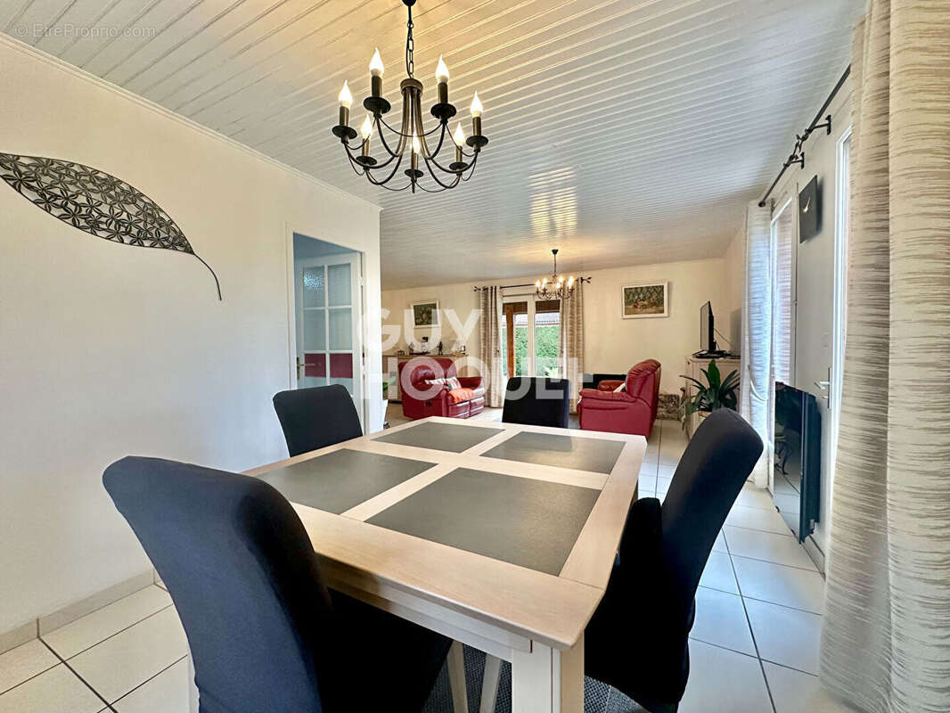 Maison à GUJAN-MESTRAS