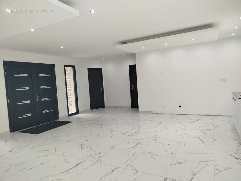 Maison à vendre 4 pièces CONTRES (41) - photo 5