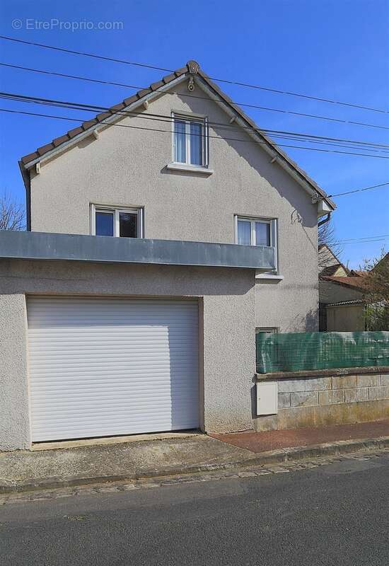 Maison à YERRES