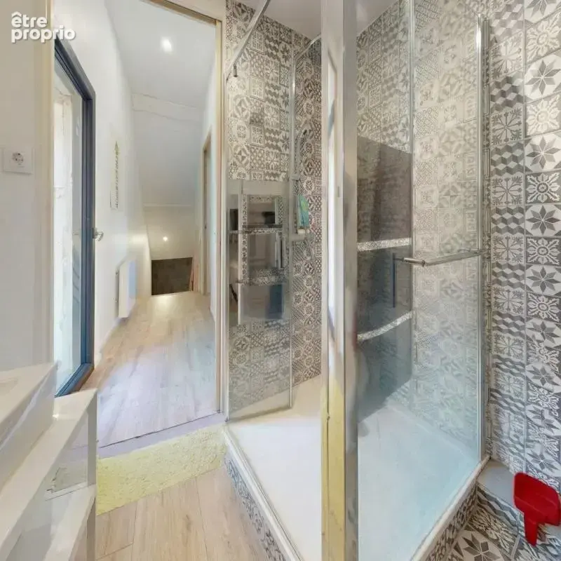 Bel appartement Duplex T6 avec terrasse à ciel ouvert d'environ 50m2 et balcon - photo 13