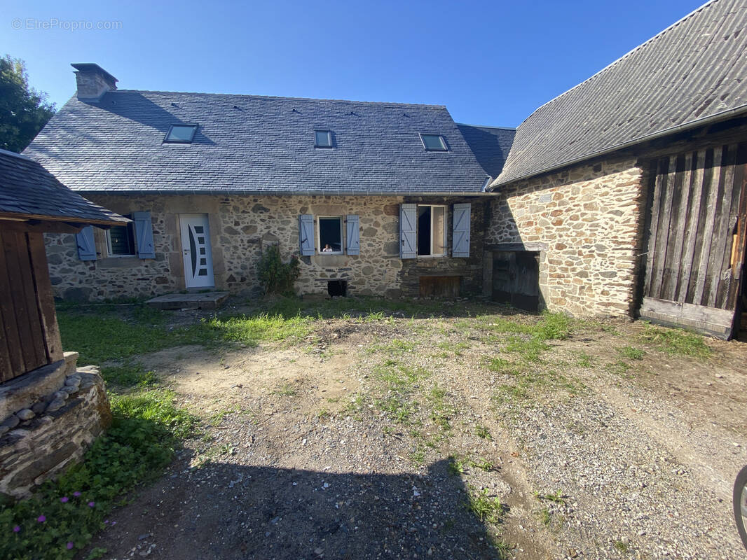 Maison à SAINTE-FEREOLE