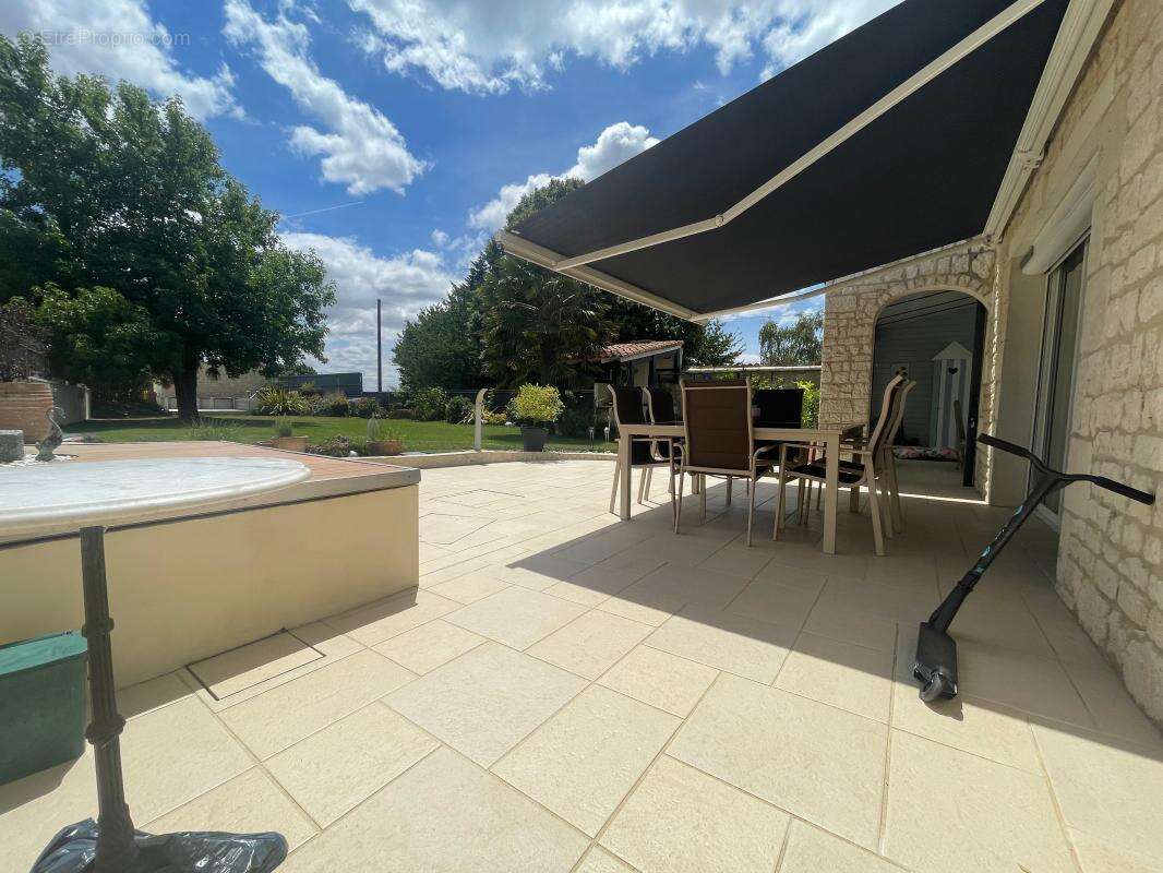 Maison À Vendre - photo 2