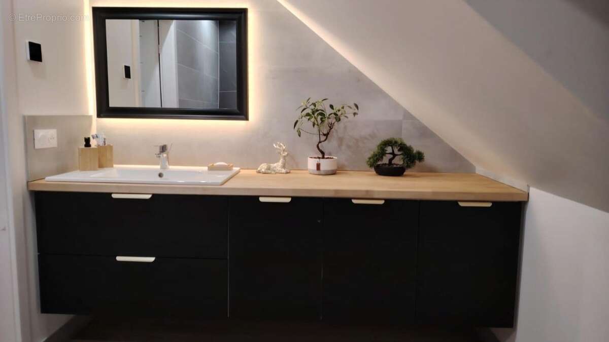 Maison à CHAMPAGNE-SUR-OISE