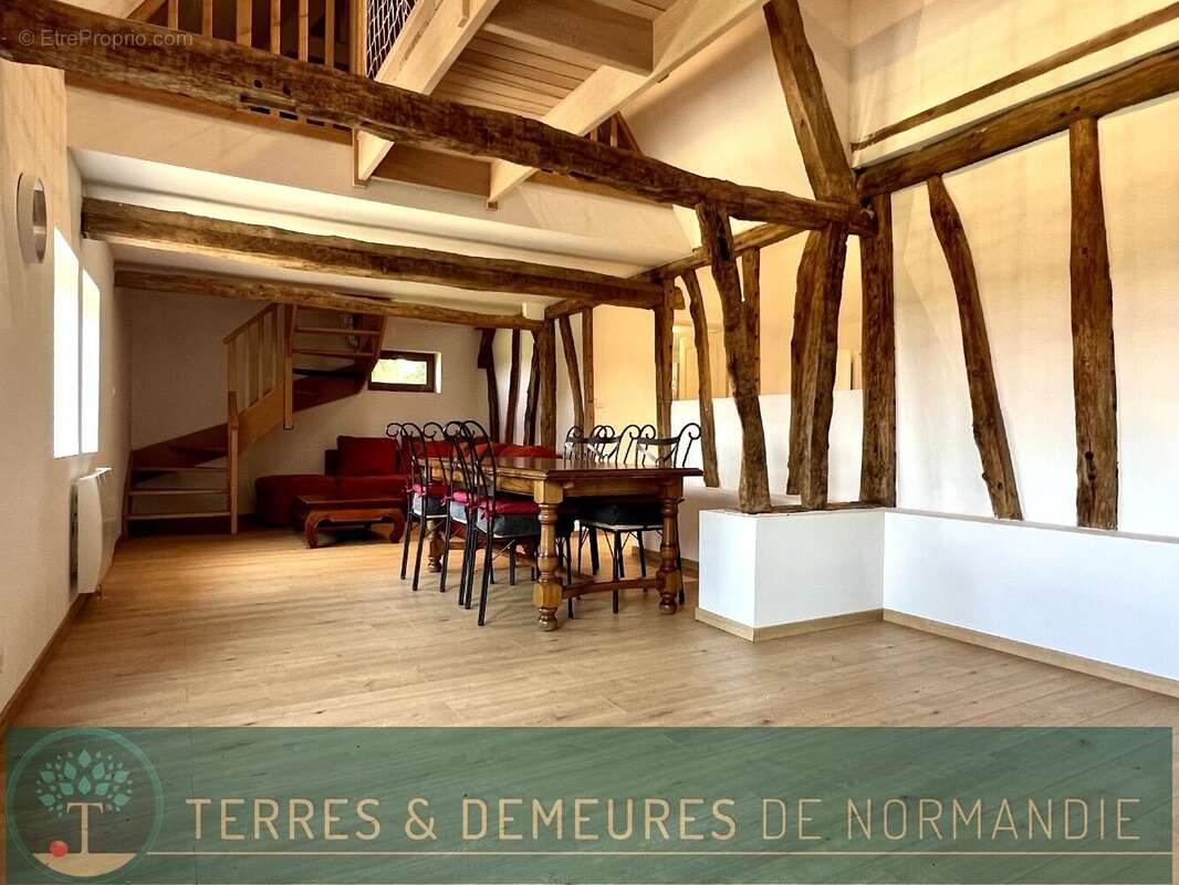 Maison à BOURG-ACHARD