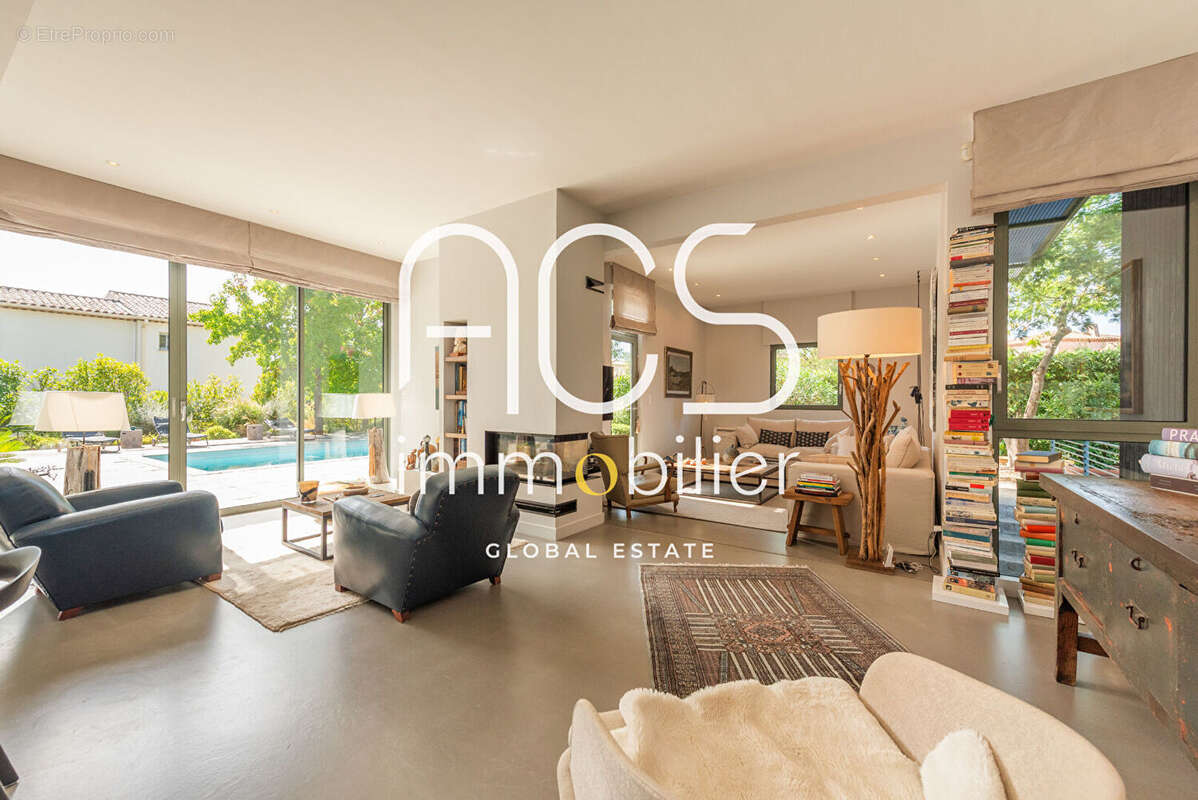 Maison à SAINT-RAPHAEL