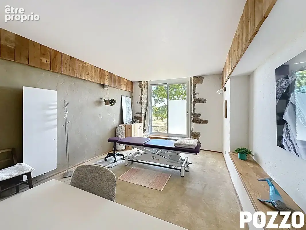Maison en pierres du XVIIème siècle Bacilly 8 pièce(s) 286 m2 - 11929 m² de terrain - Possibilité chambres d'hotes - photo 18